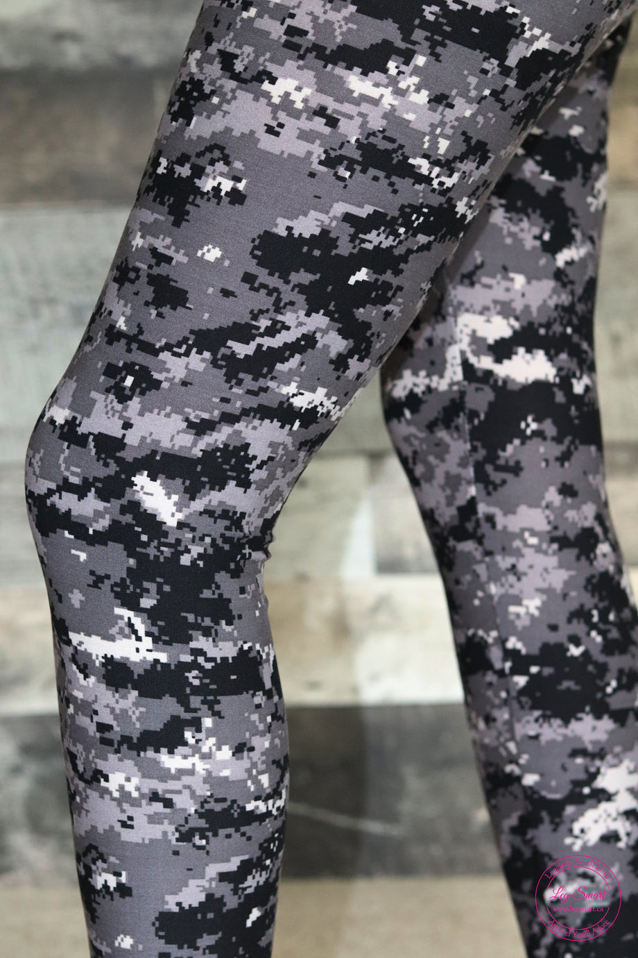 grey camo leggings brand: mipaws worn once only - Depop