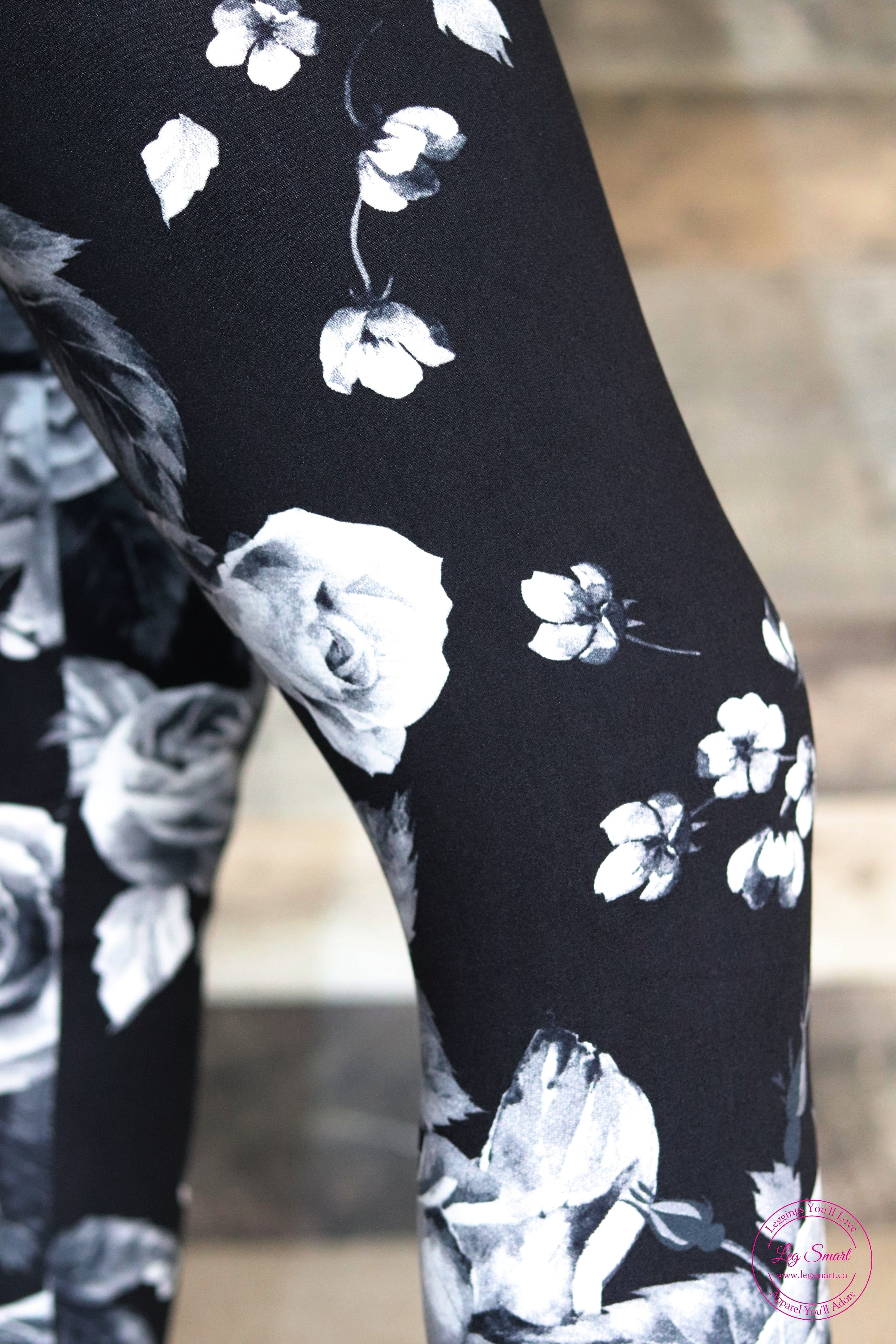 Black Textured Leggings – White Roses By Elizabeth®