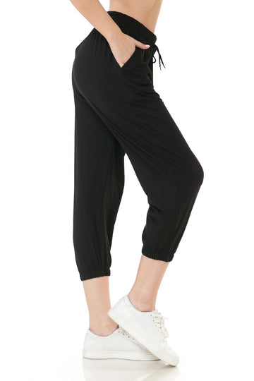 Leggings Depot YL7AC21-BLACK-S Solid Yoga Capri Pants, Small : :  Clothing, Shoes & Accessories