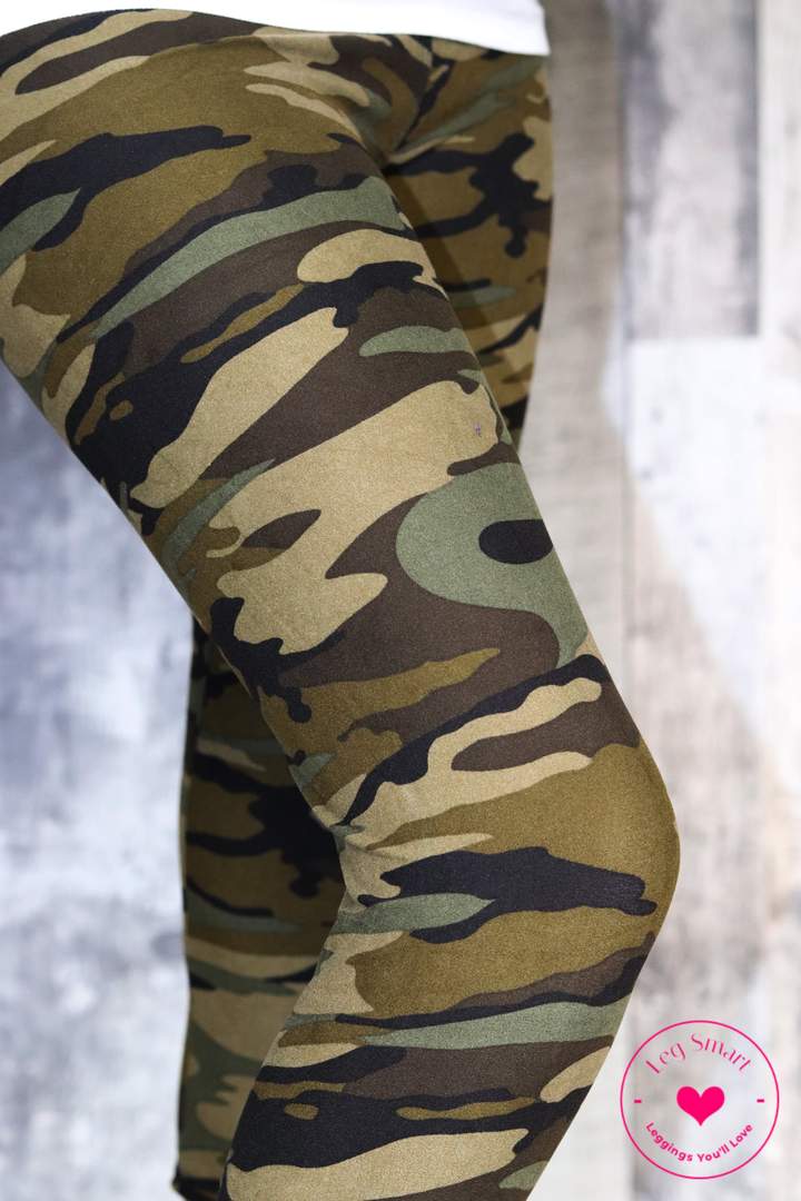 Spanx Womens High Rise Camouflage Stretch Capri Leggings Green